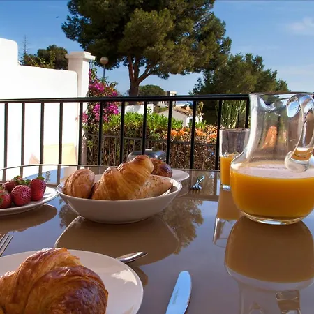 Agradable Adosado Con Piscina La Hidalga * Benalmádena